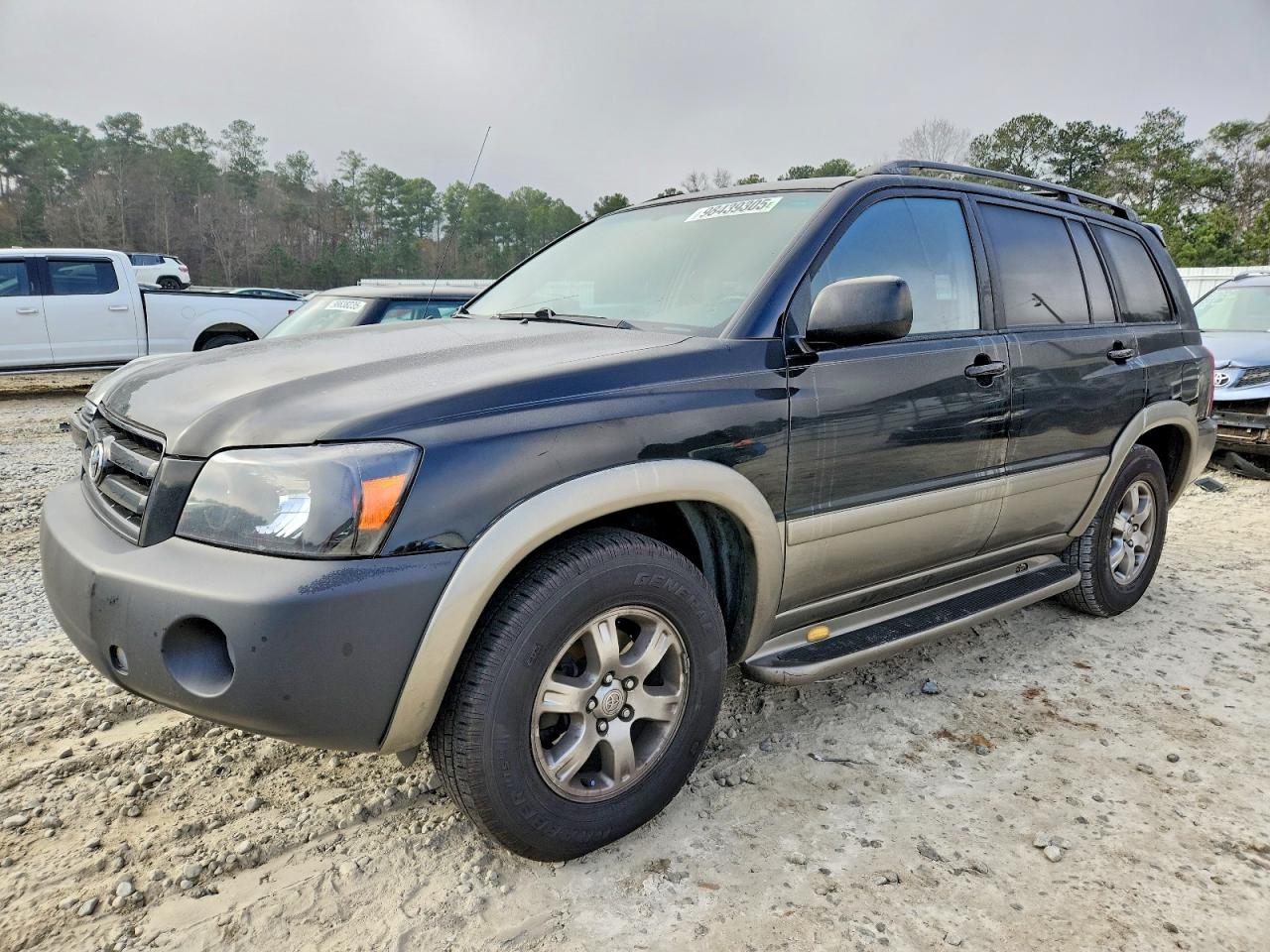 2004 TOYOTA HIGHLANDER