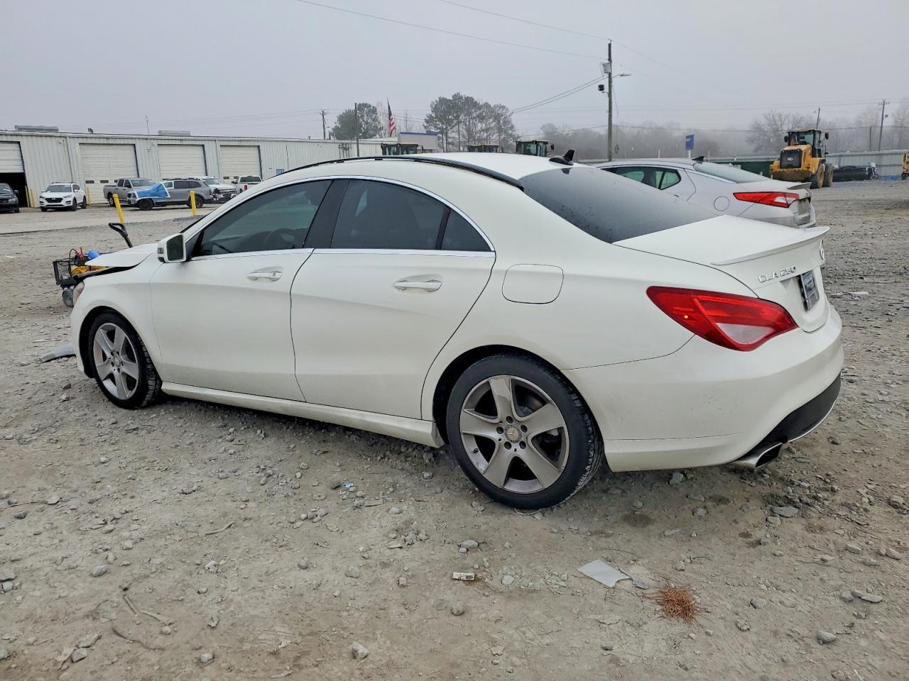 2016 MERCEDES-BENZ CLA 250 4MATIC photo 4