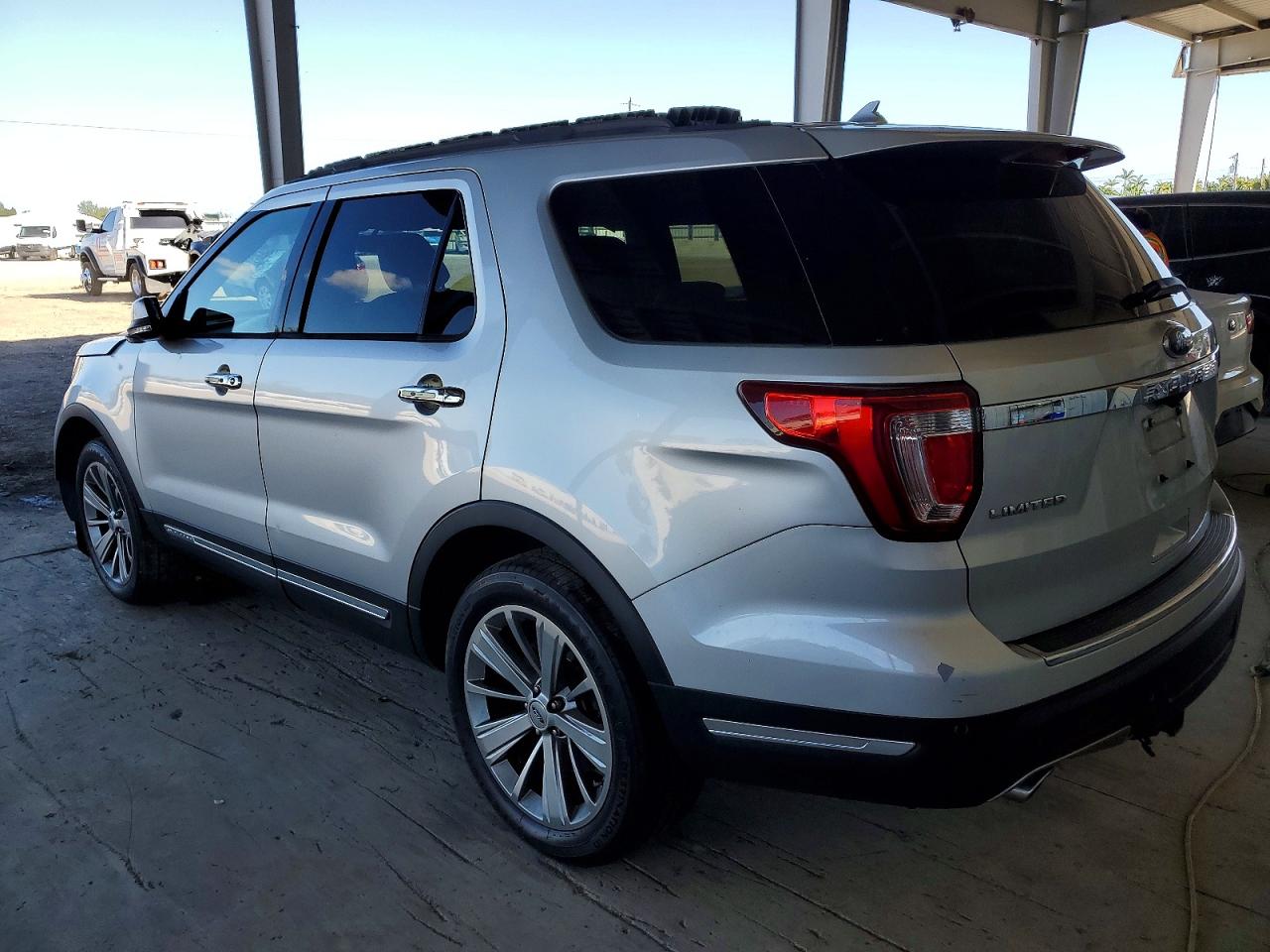 2018 FORD EXPLORER LIMITED photo 3