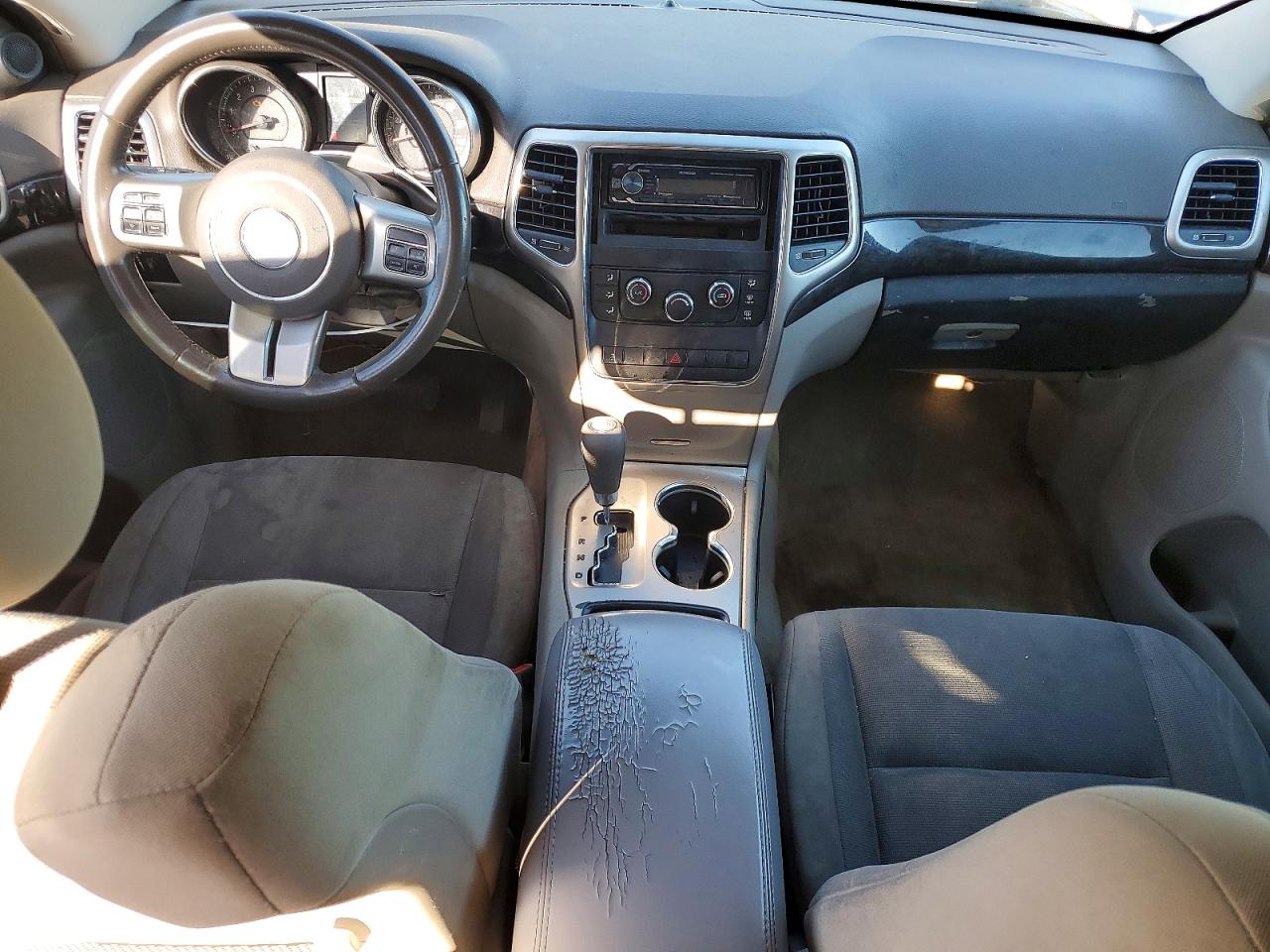 2012 JEEP GRAND CHEROKEE LAREDO photo 15