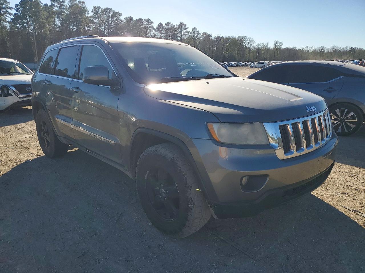2012 JEEP GRAND CHEROKEE LAREDO photo 7