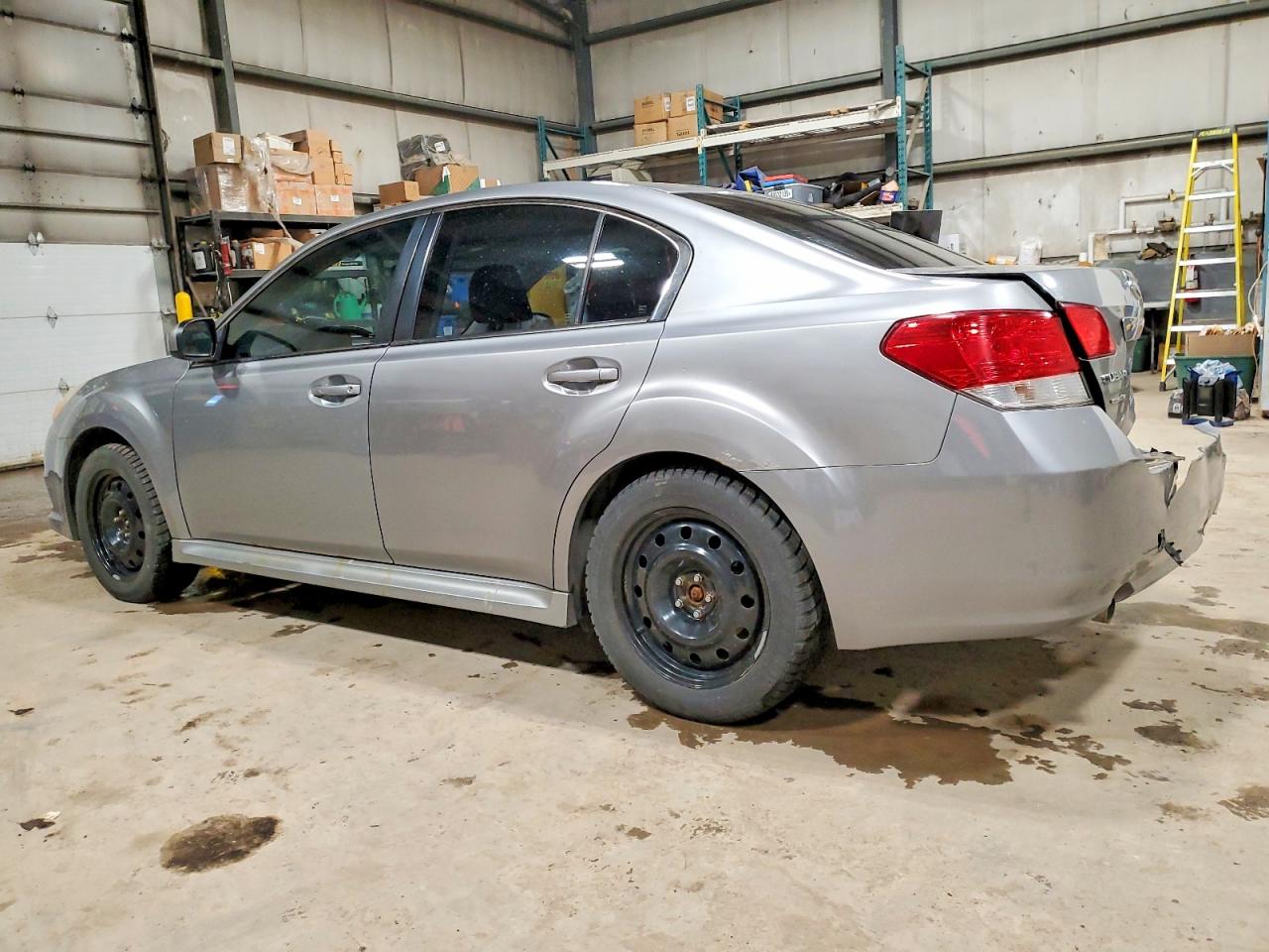 2011 SUBARU LEGACY 2.5I photo 2