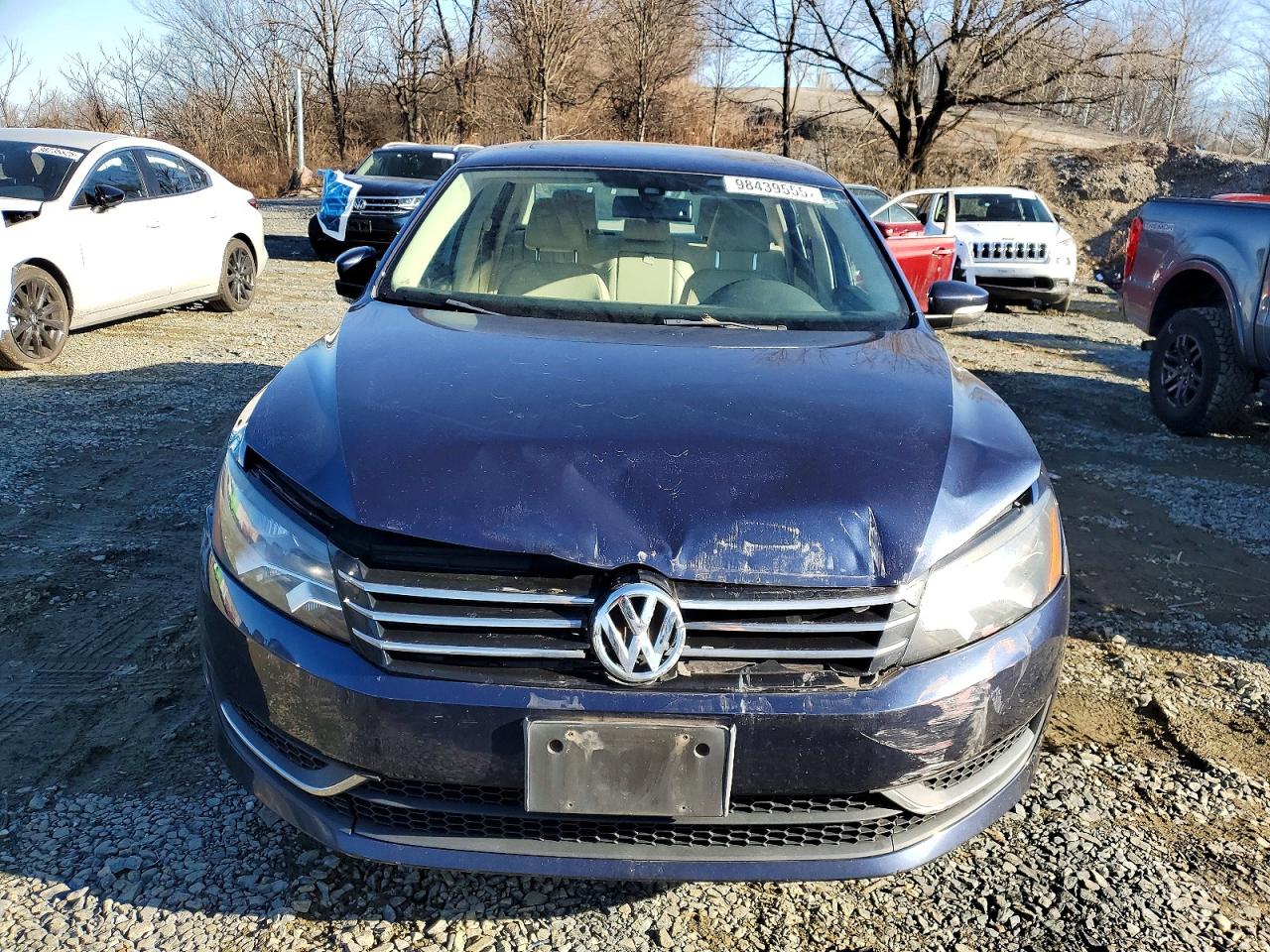 2014 VOLKSWAGEN PASSAT SE photo 5