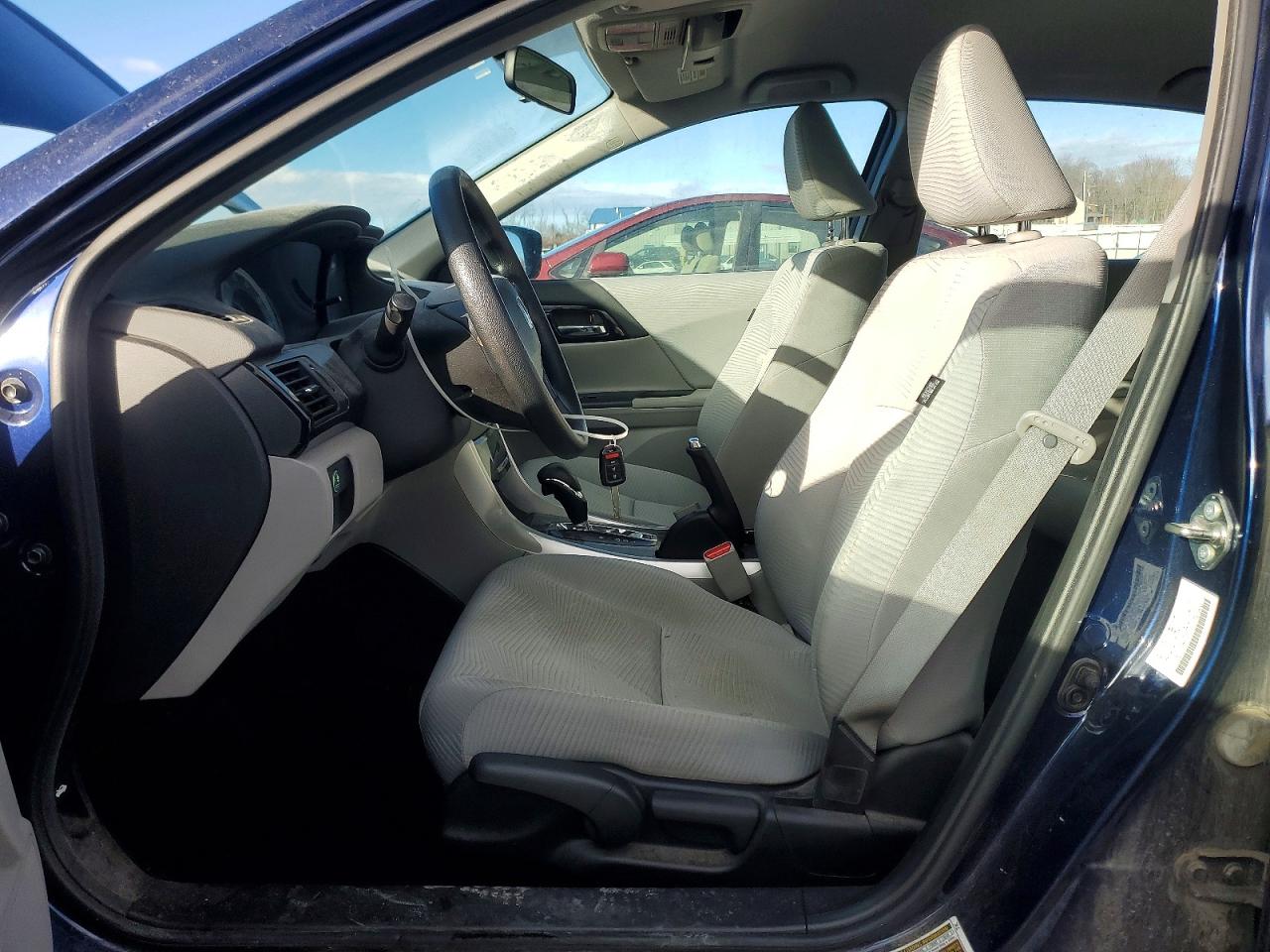 2016 HONDA ACCORD LX photo 7