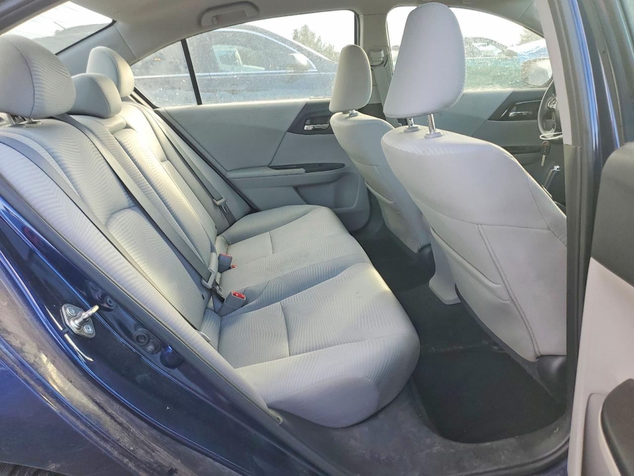 2016 HONDA ACCORD LX photo 10