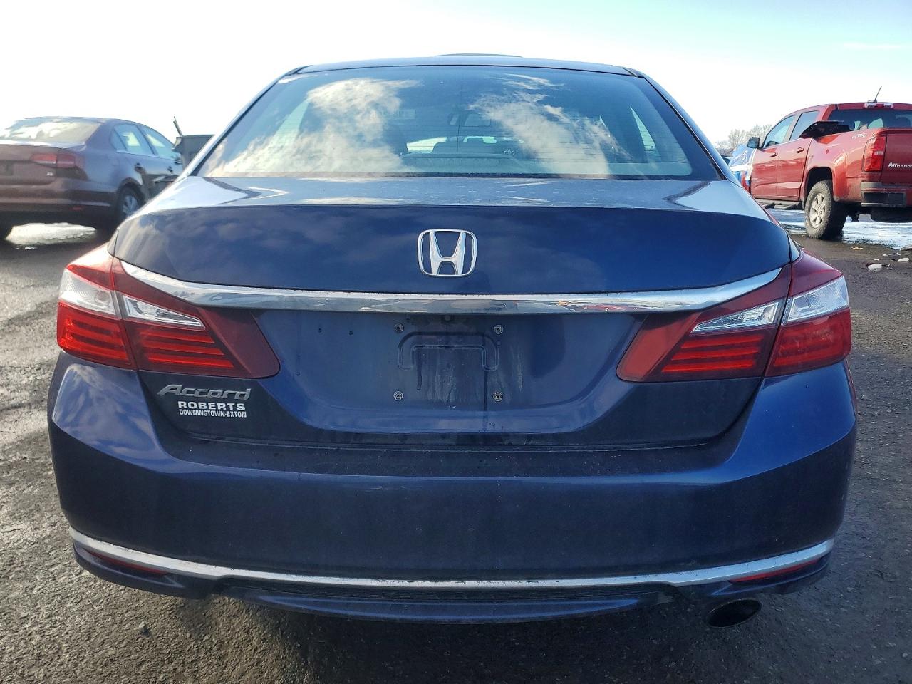 2016 HONDA ACCORD LX photo 6