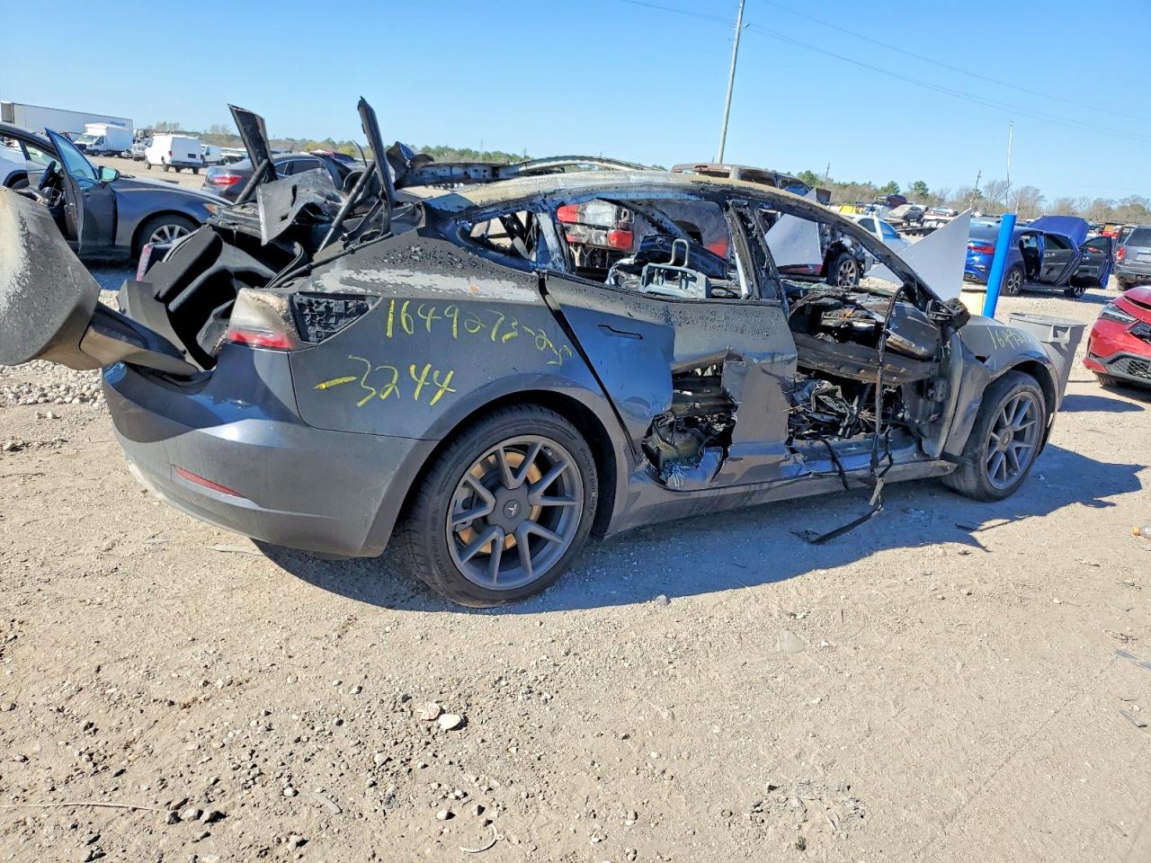 2023 TESLA MODEL 3 photo 3