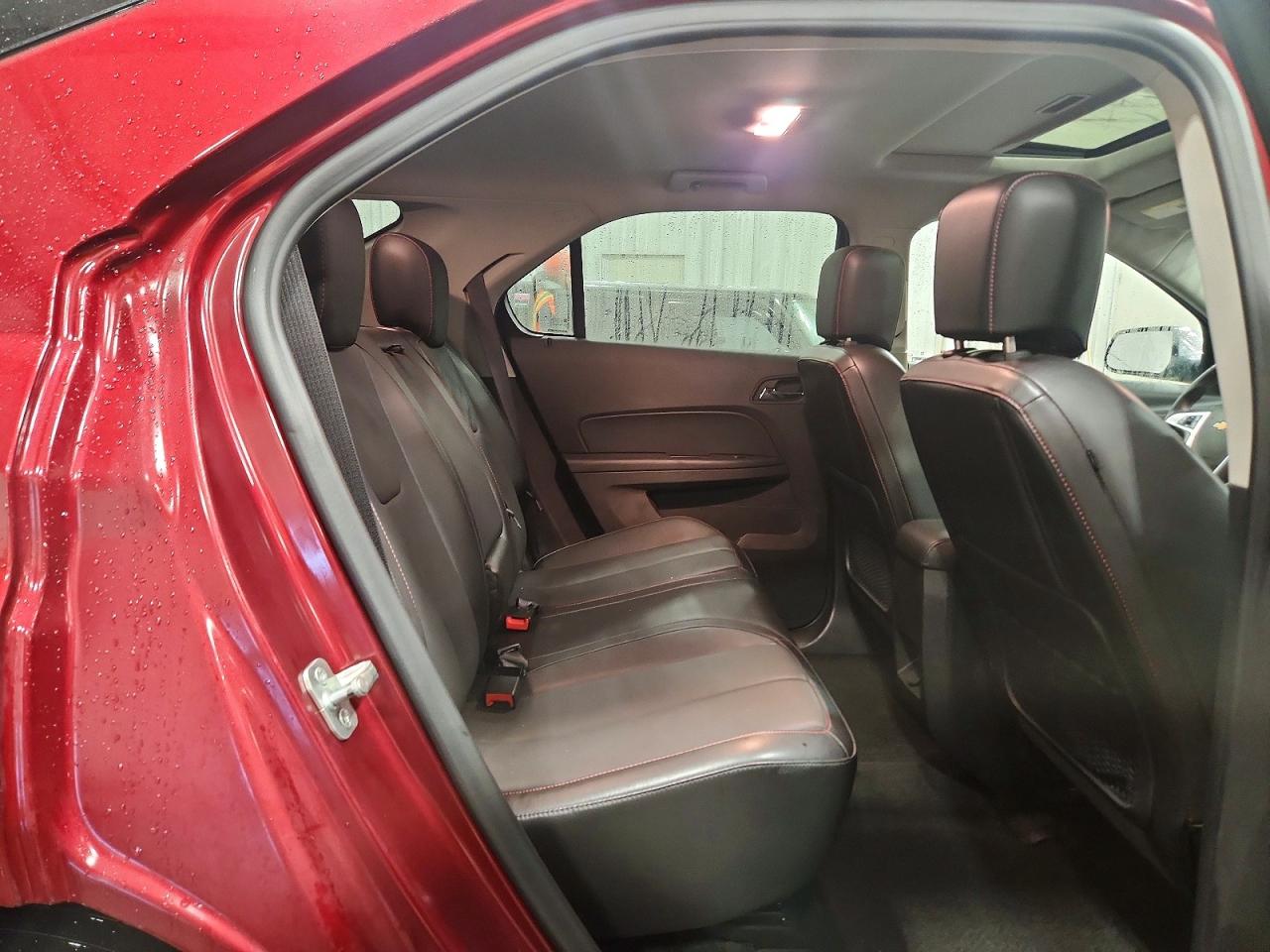 2017 CHEVROLET EQUINOX PREMIER photo 11