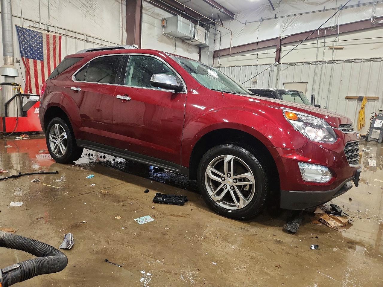 2017 CHEVROLET EQUINOX PREMIER photo 4