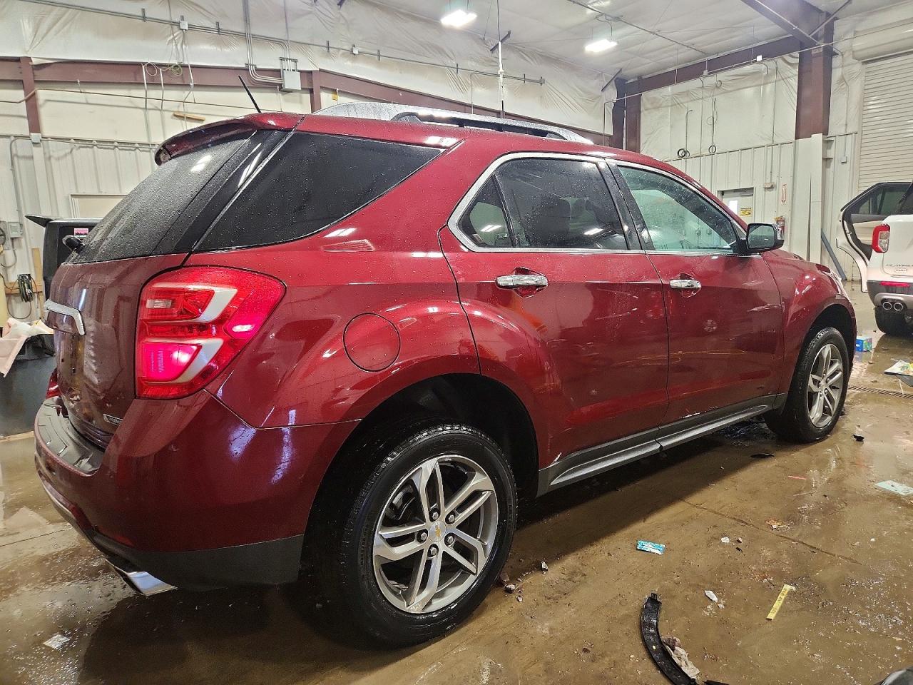 2017 CHEVROLET EQUINOX PREMIER photo 3