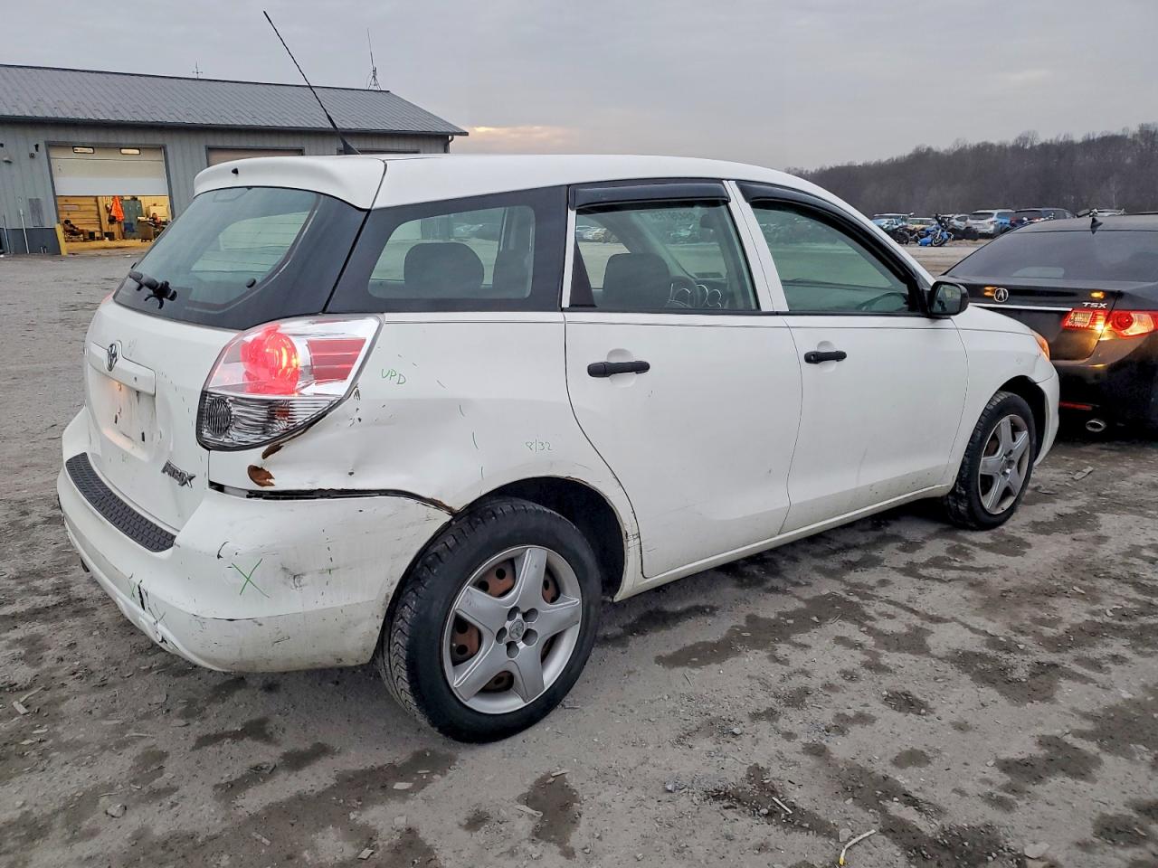 2008 TOYOTA COROLLA MATRIX XR photo 3