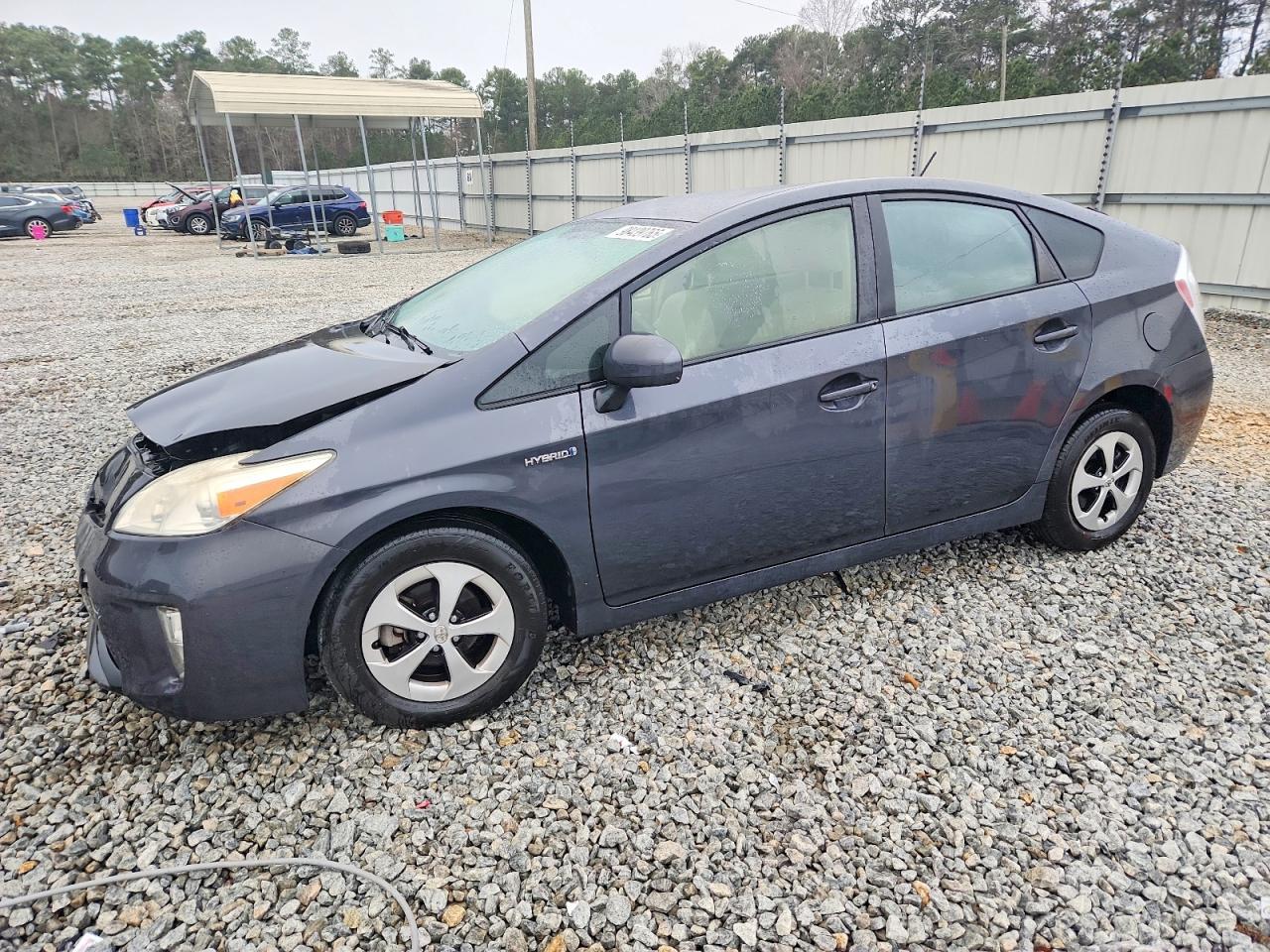 2013 TOYOTA PRIUS