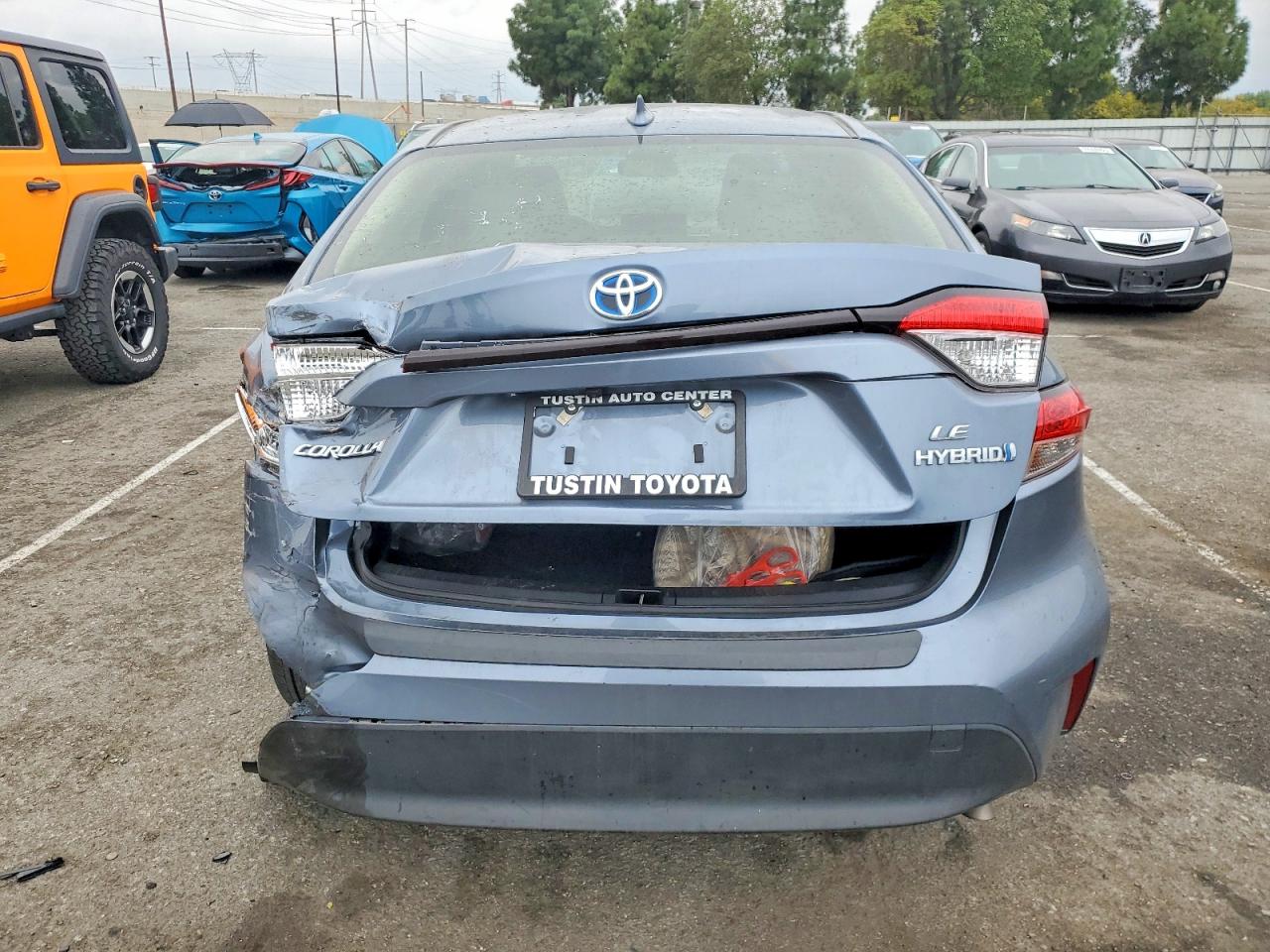 2023 TOYOTA COROLLA LE photo 6