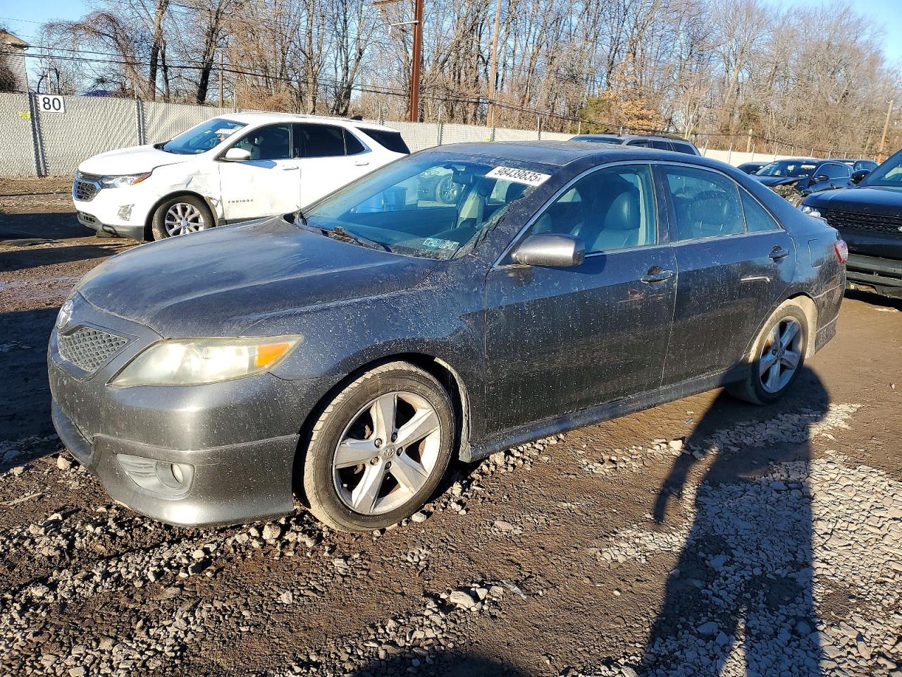 2011 TOYOTA CAMRY