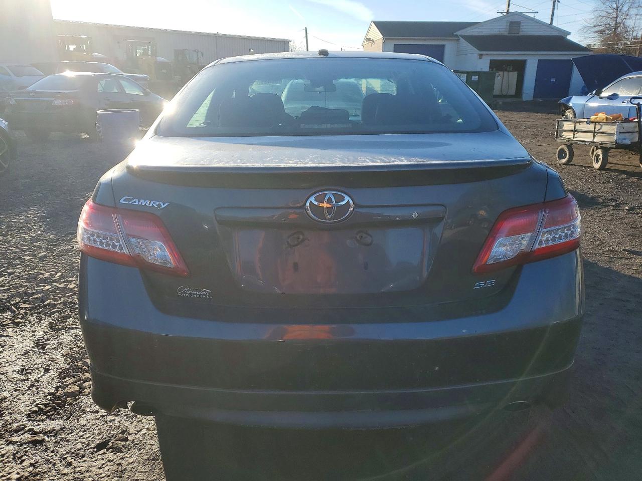 2011 TOYOTA CAMRY BASE photo 6