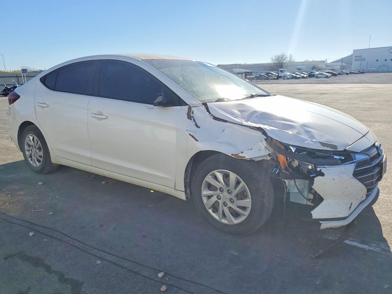 2019 HYUNDAI ELANTRA SE photo 4