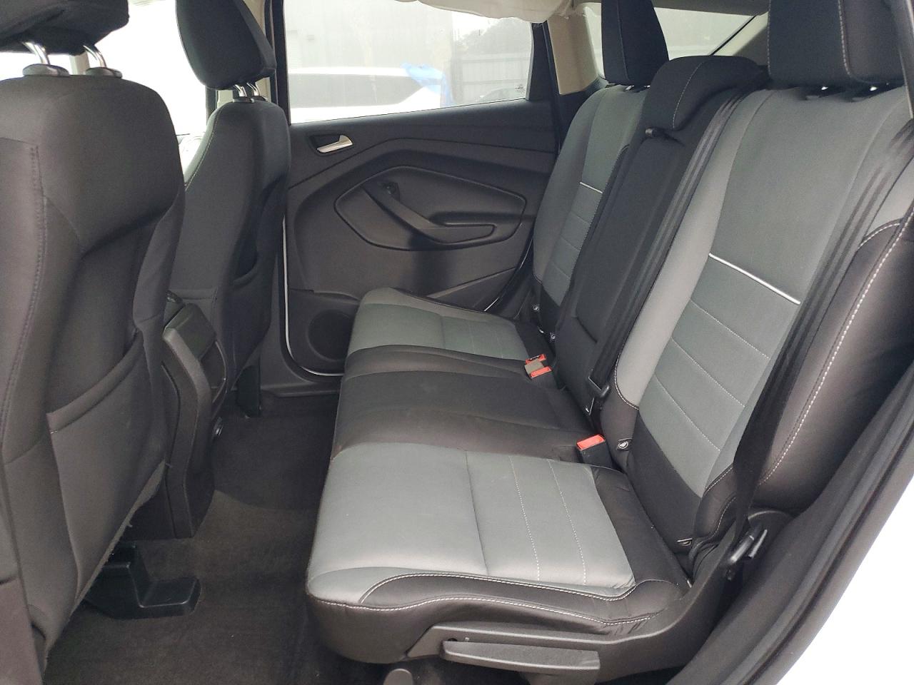 2015 FORD ESCAPE photo 11