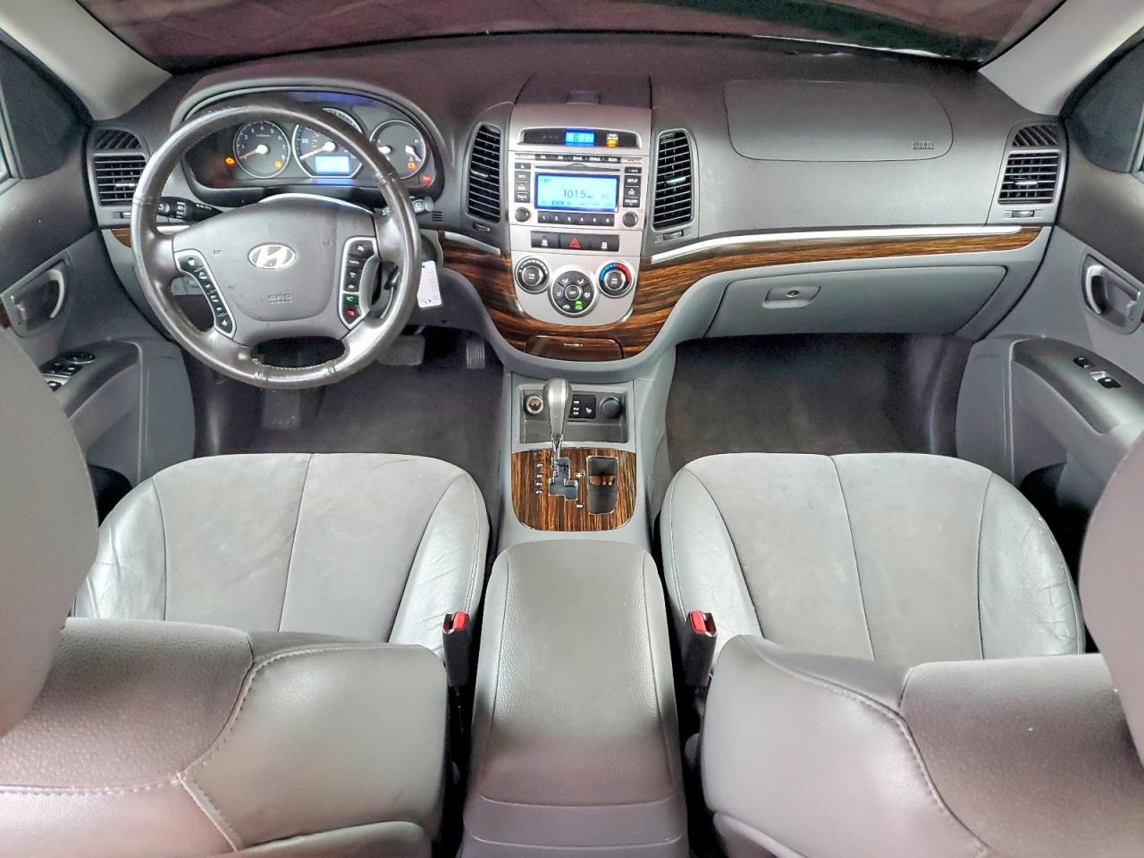 2011 HYUNDAI SANTA FE SE photo 8