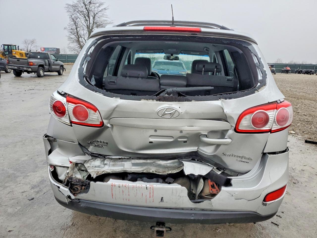 2011 HYUNDAI SANTA FE SE photo 6