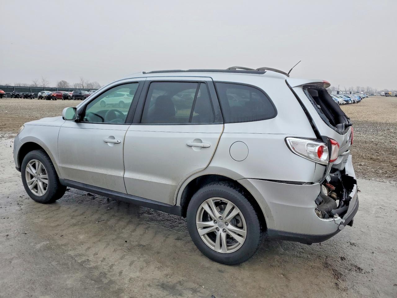 2011 HYUNDAI SANTA FE SE photo 2