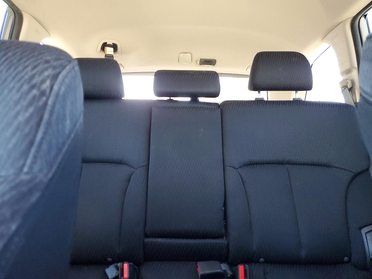 2012 SUBARU OUTBACK 2.5I PREMIUM photo 10