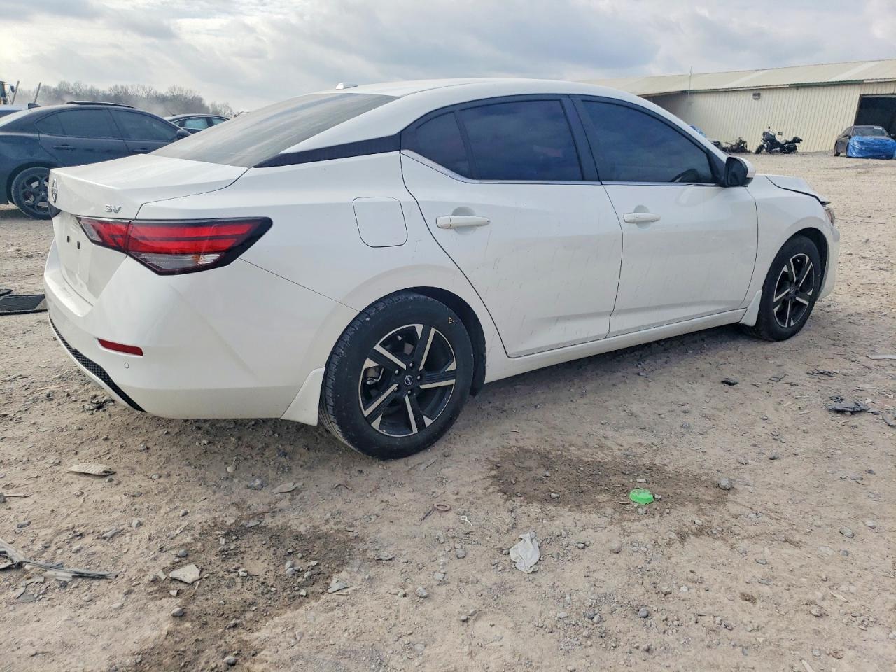 2024 NISSAN SENTRA SV photo 7