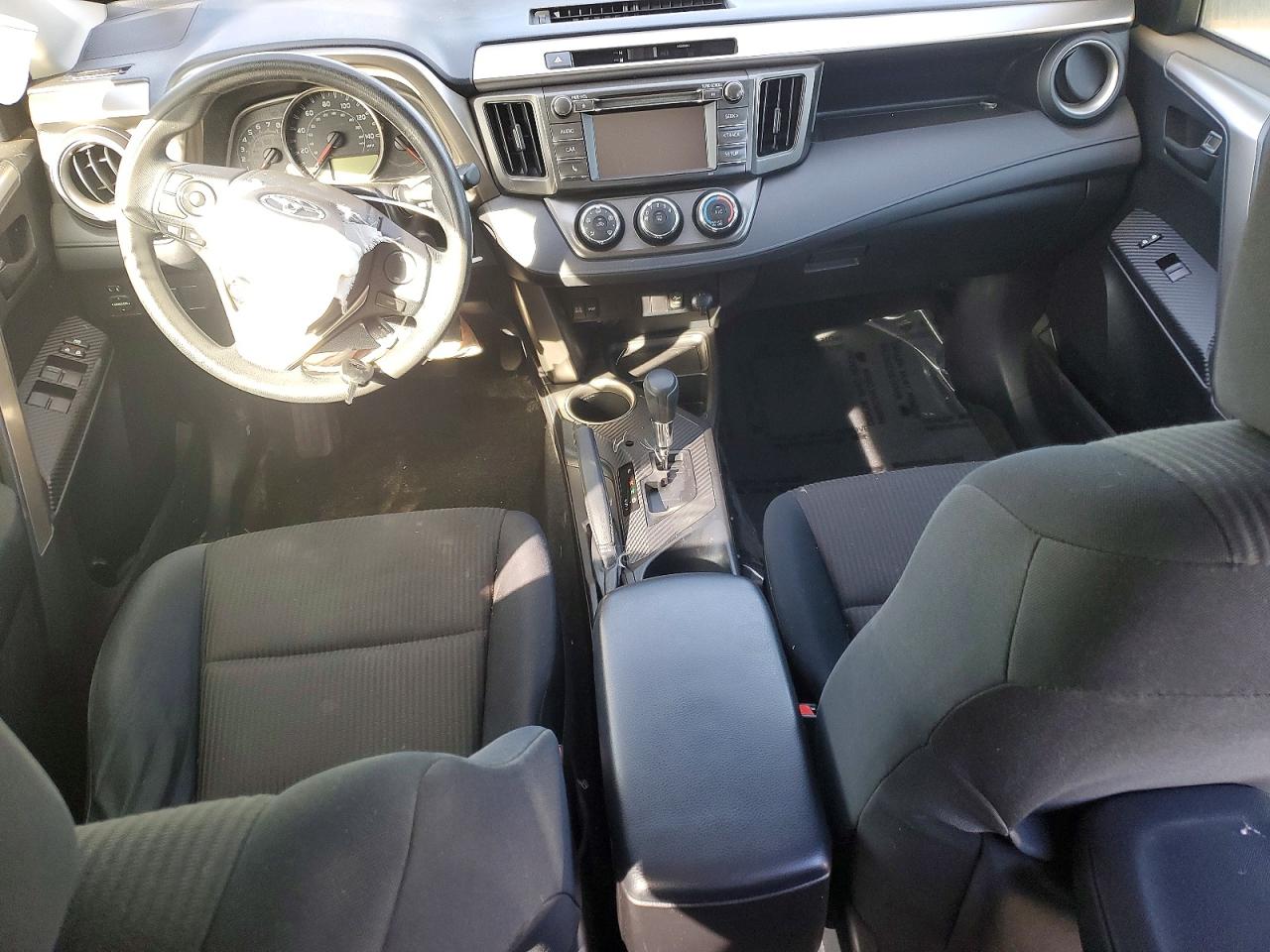 2015 TOYOTA RAV4 LE photo 22