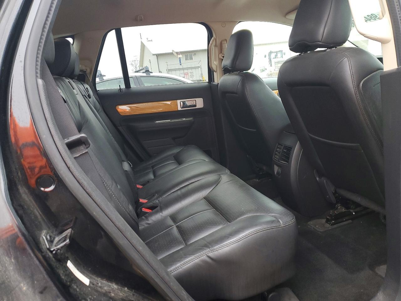 2010 LINCOLN MKX photo 11
