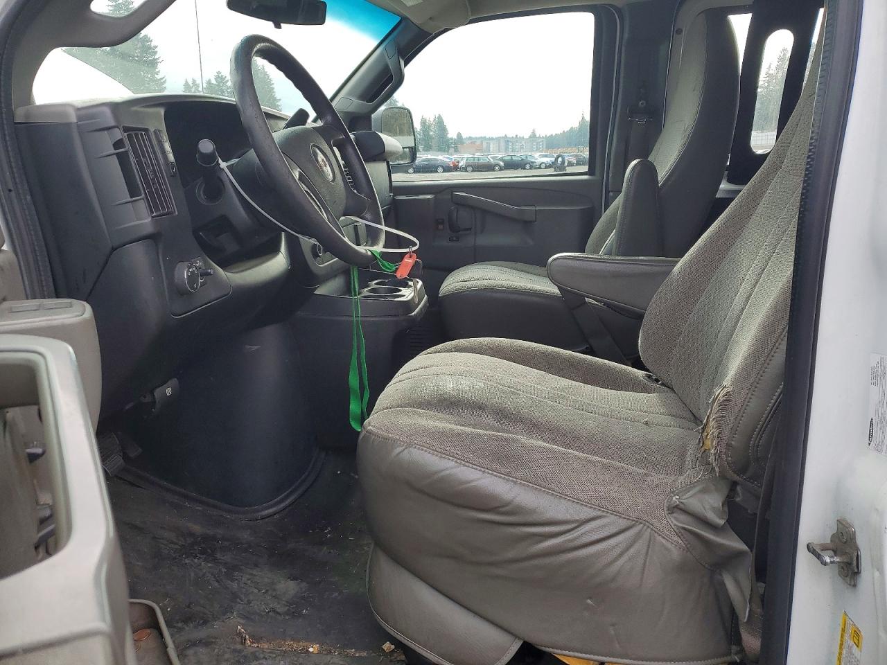2017 GMC SAVANA 2500 DELIVERY VAN photo 7