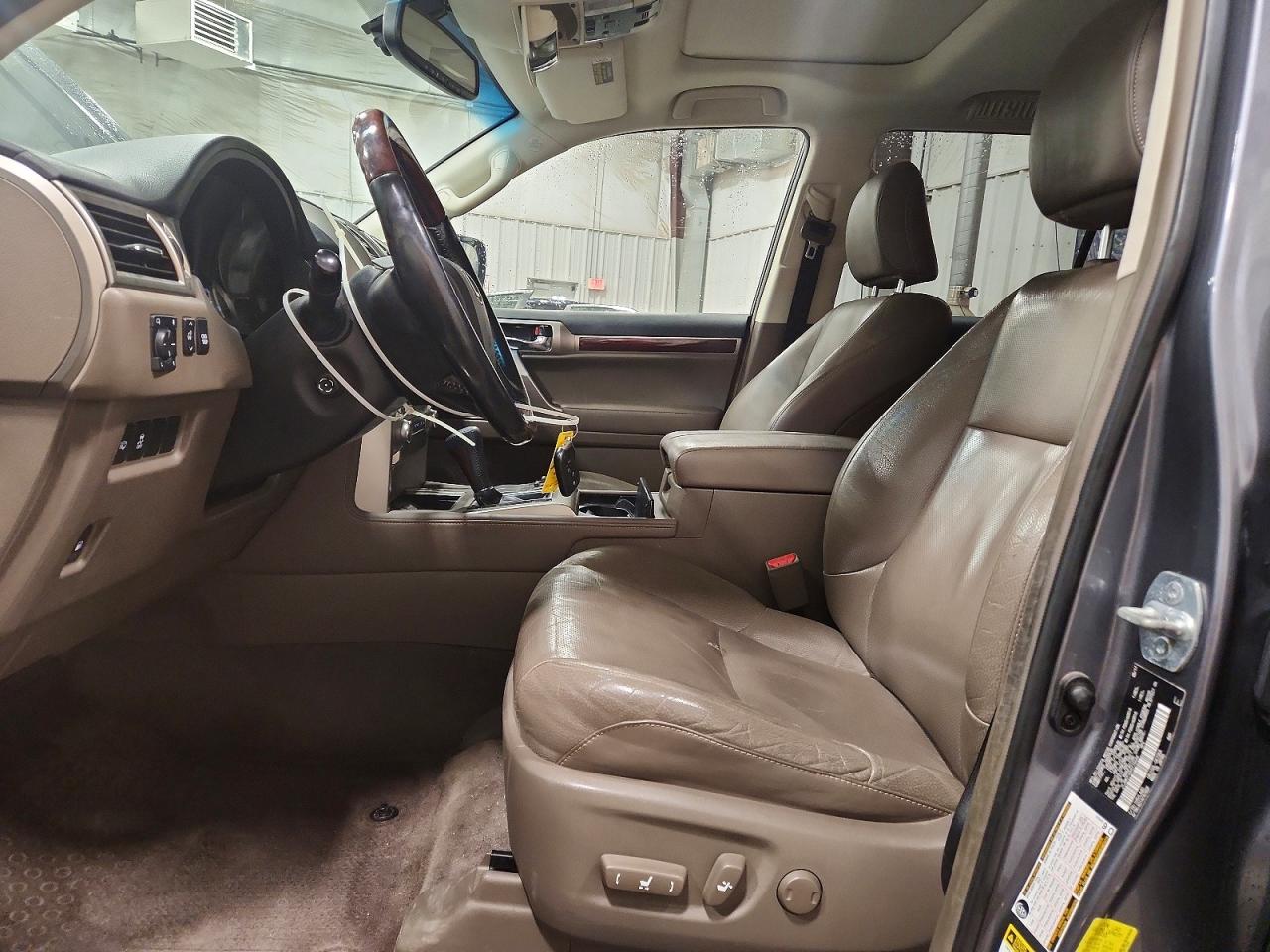 2017 LEXUS GX 460 photo 7