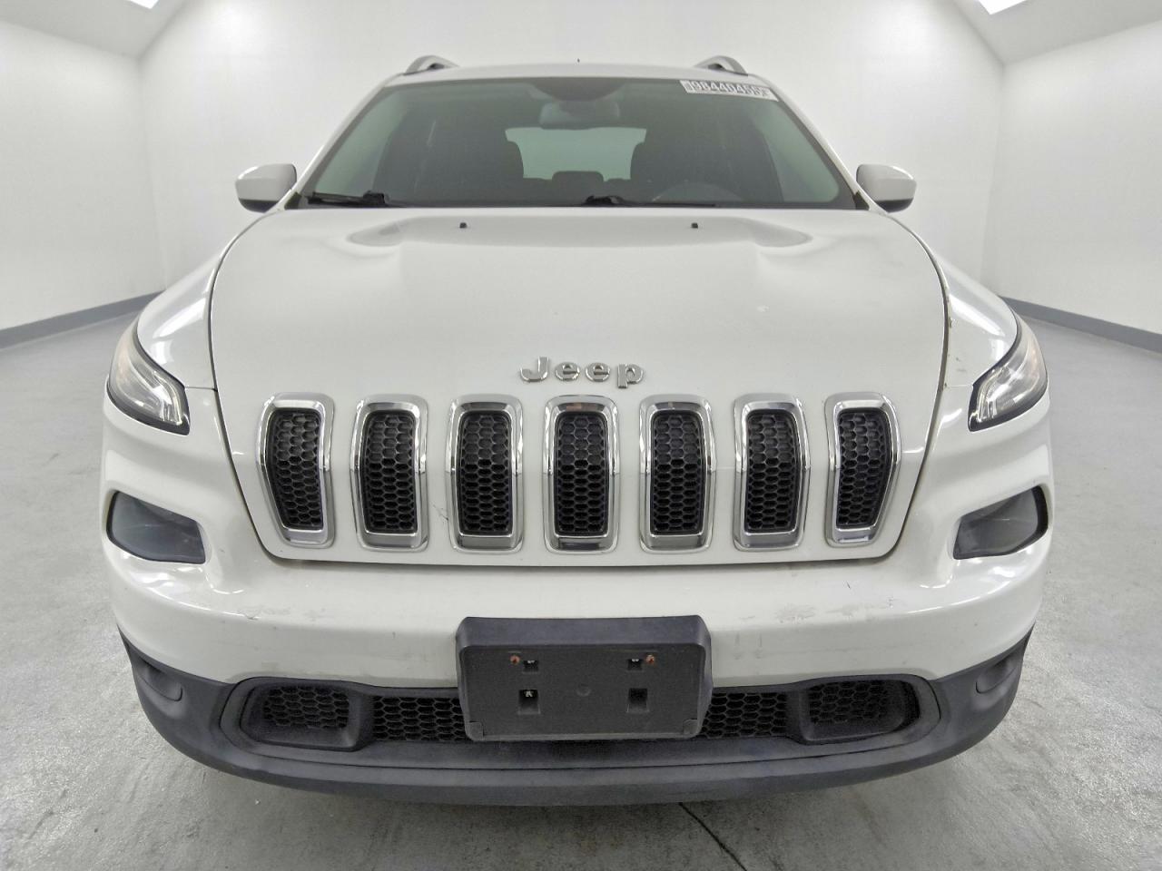 2016 JEEP CHEROKEE LATITUDE photo 5