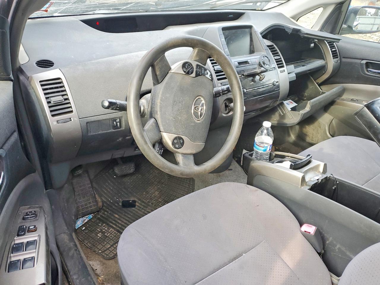 2007 TOYOTA PRIUS BASE photo 8