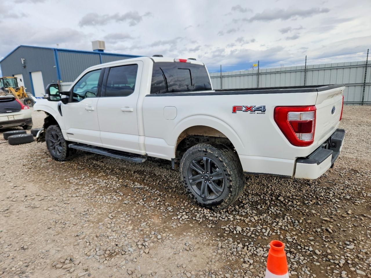 2023 FORD F150 SUPERCREW photo 2