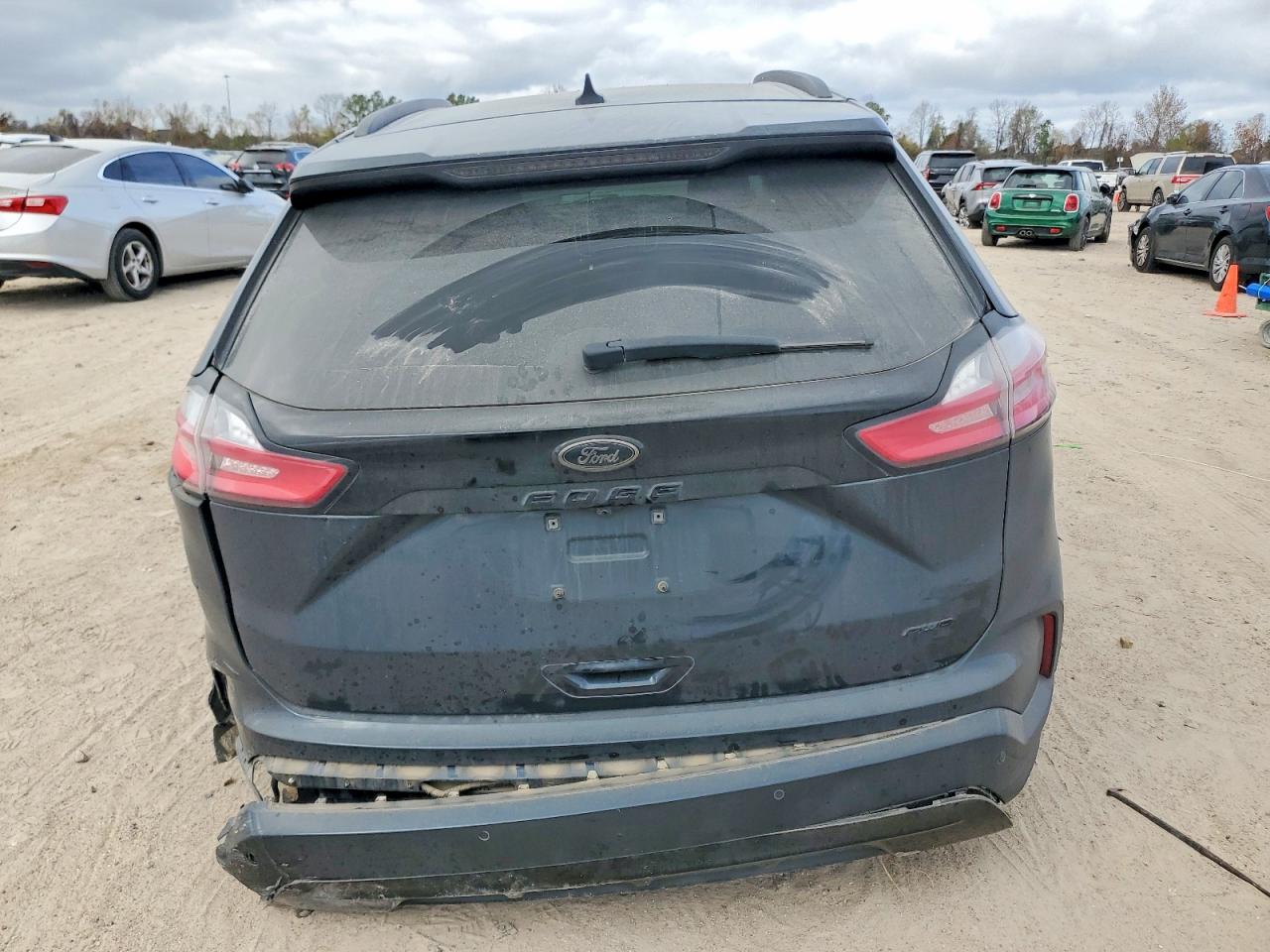 2024 FORD EDGE SE photo 6