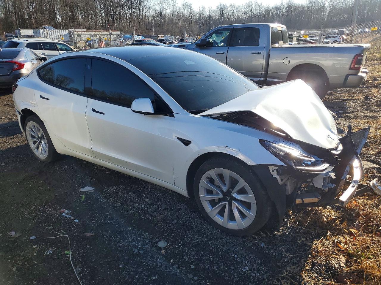 2022 TESLA MODEL 3 photo 4