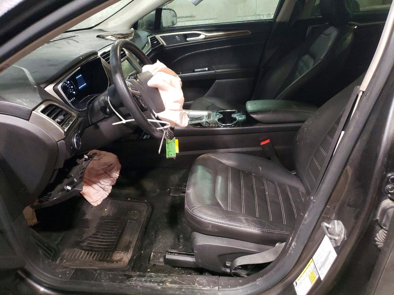 2016 FORD FUSION SE photo 13