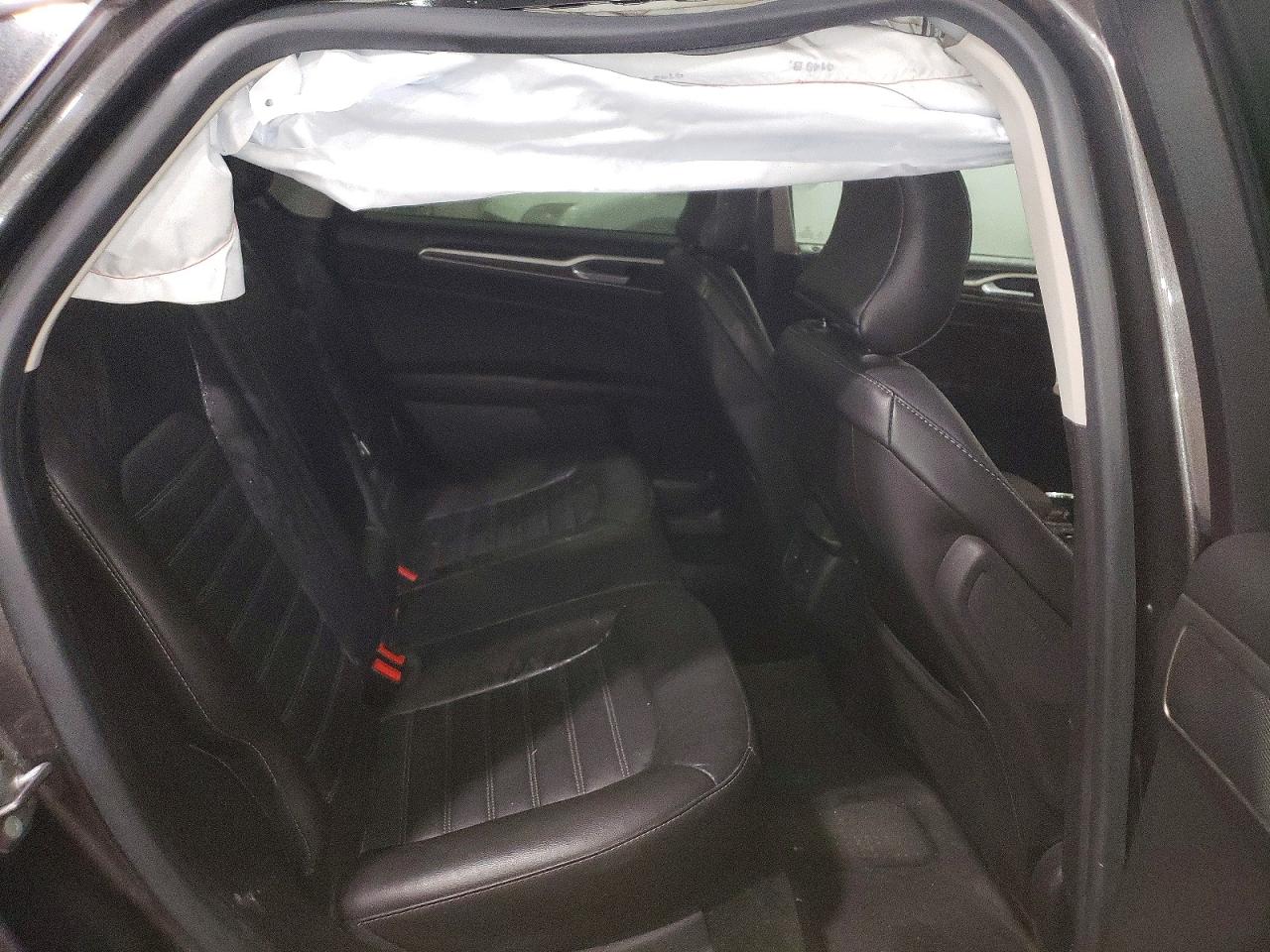2016 FORD FUSION SE photo 19