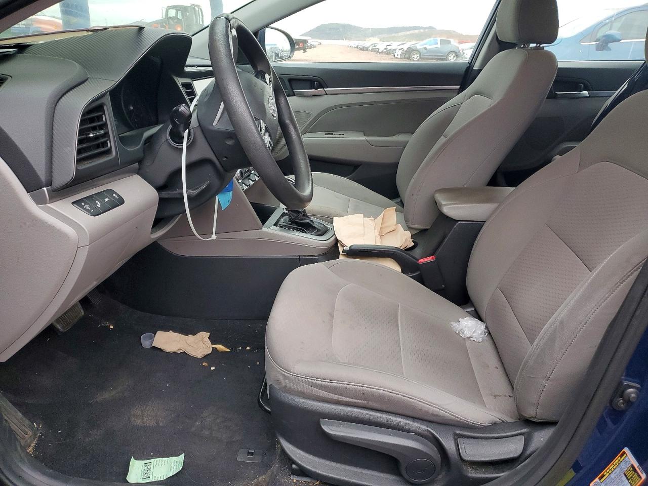 2020 HYUNDAI ELANTRA SEL photo 19