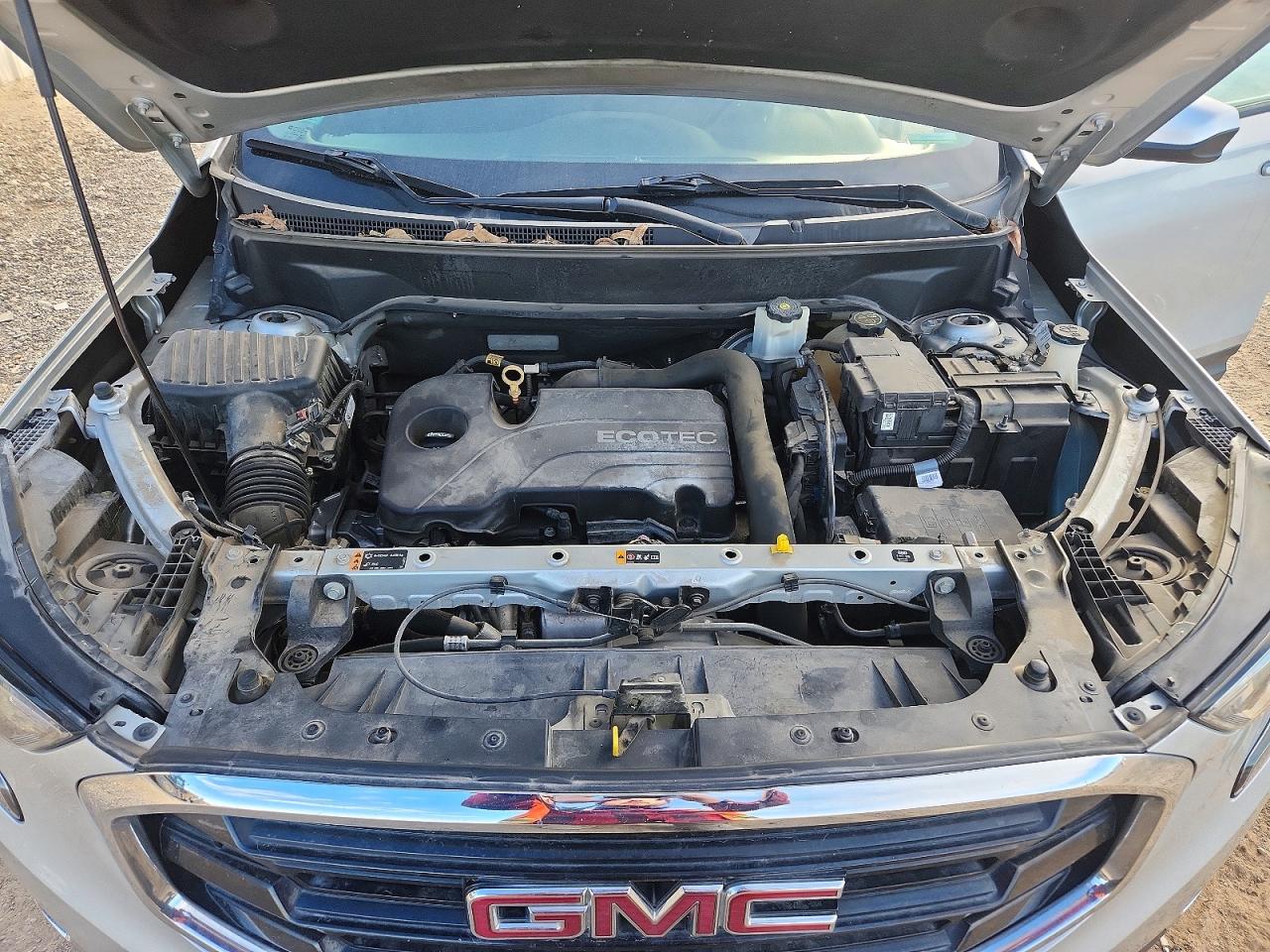 2018 GMC TERRAIN SLE photo 12