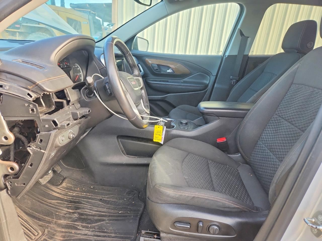 2018 GMC TERRAIN SLE photo 7