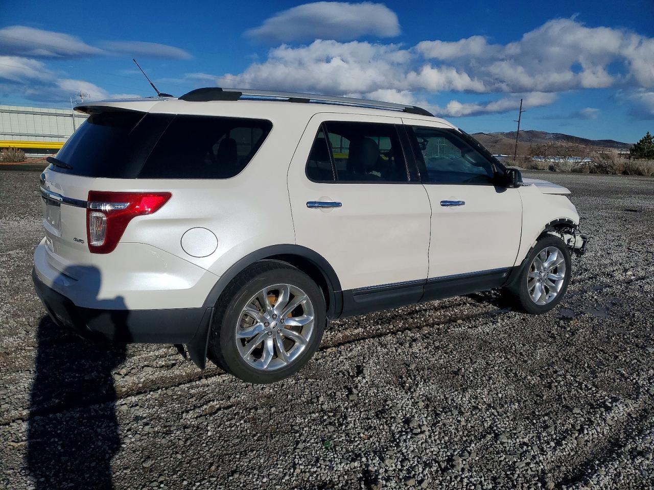 2013 FORD EXPLORER XLT photo 5