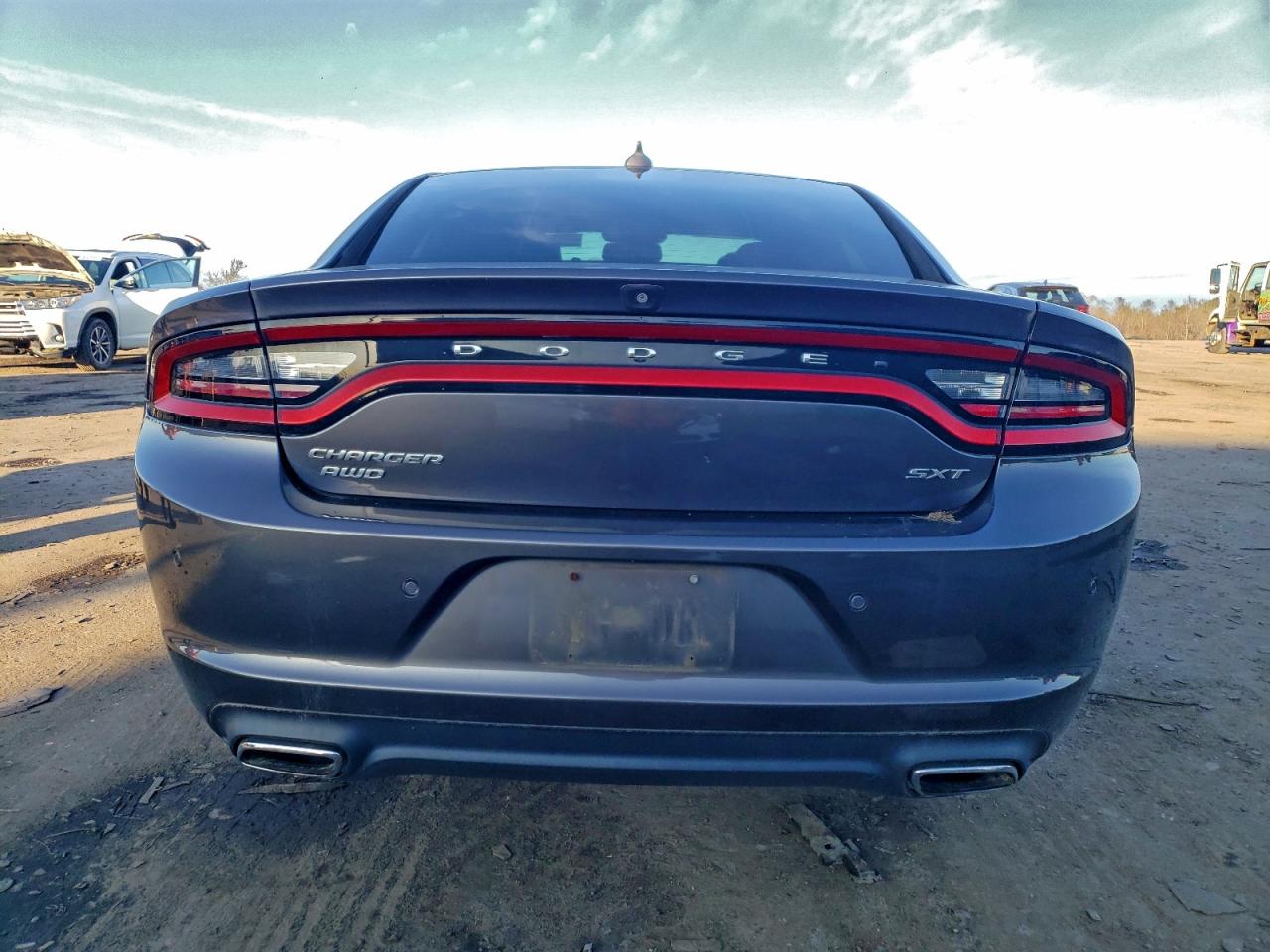 2015 DODGE CHARGER SXT photo 6