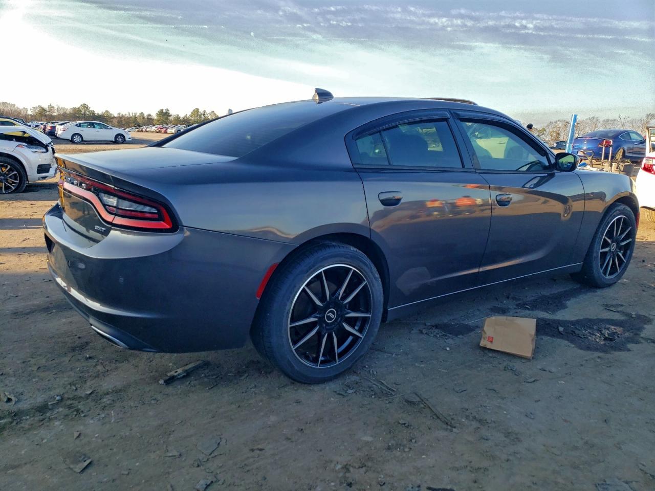 2015 DODGE CHARGER SXT photo 3