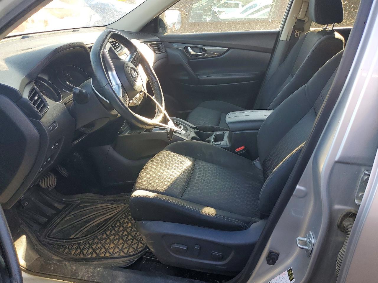 2018 NISSAN ROGUE S photo 19