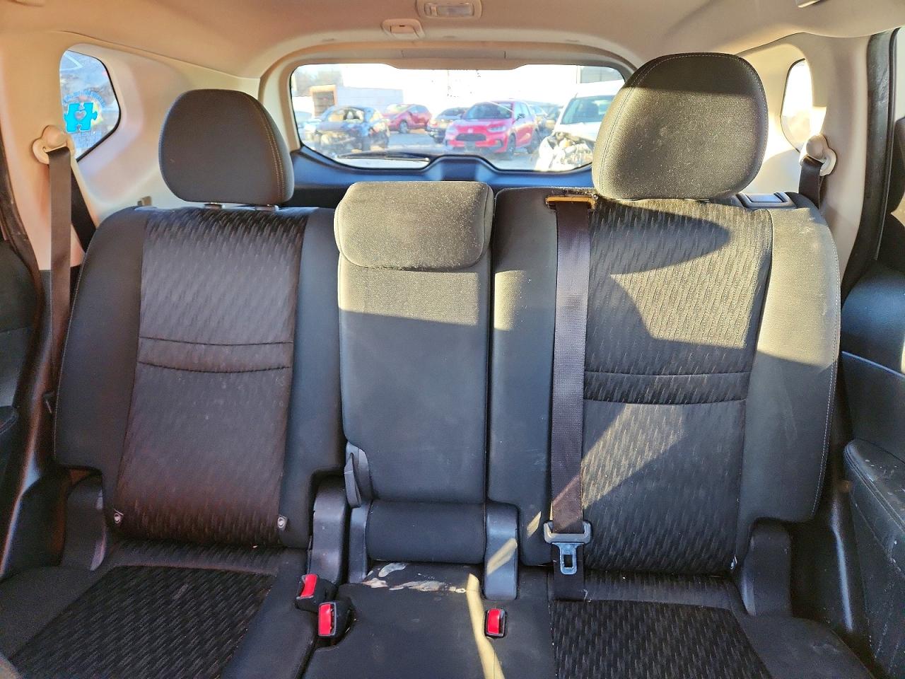 2018 NISSAN ROGUE S photo 28