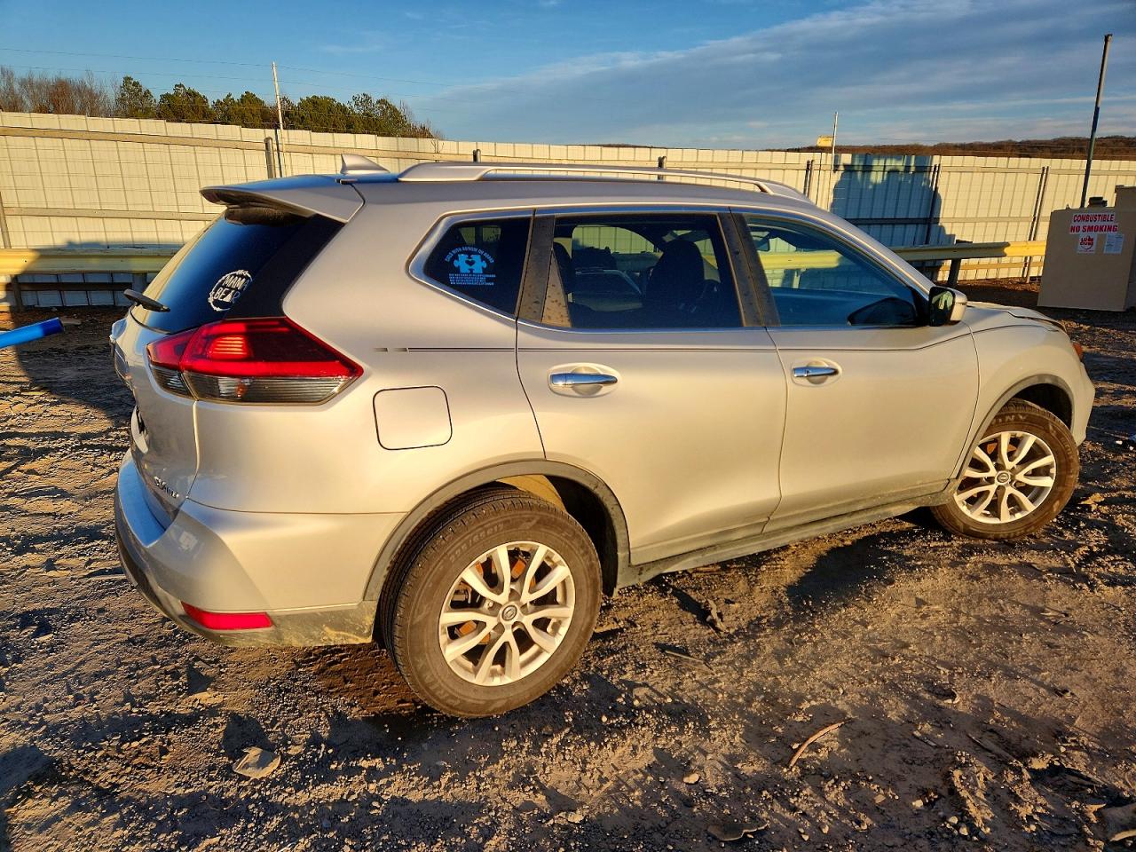 2018 NISSAN ROGUE S photo 7