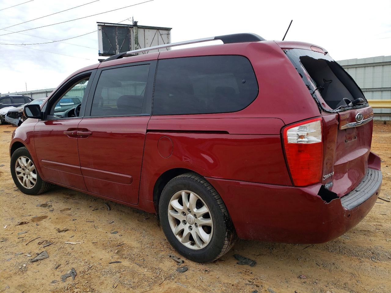 2009 KIA SEDONA EX photo 2
