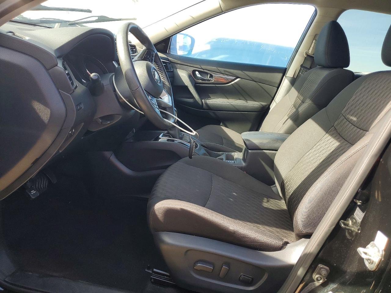 2020 NISSAN ROGUE S photo 7