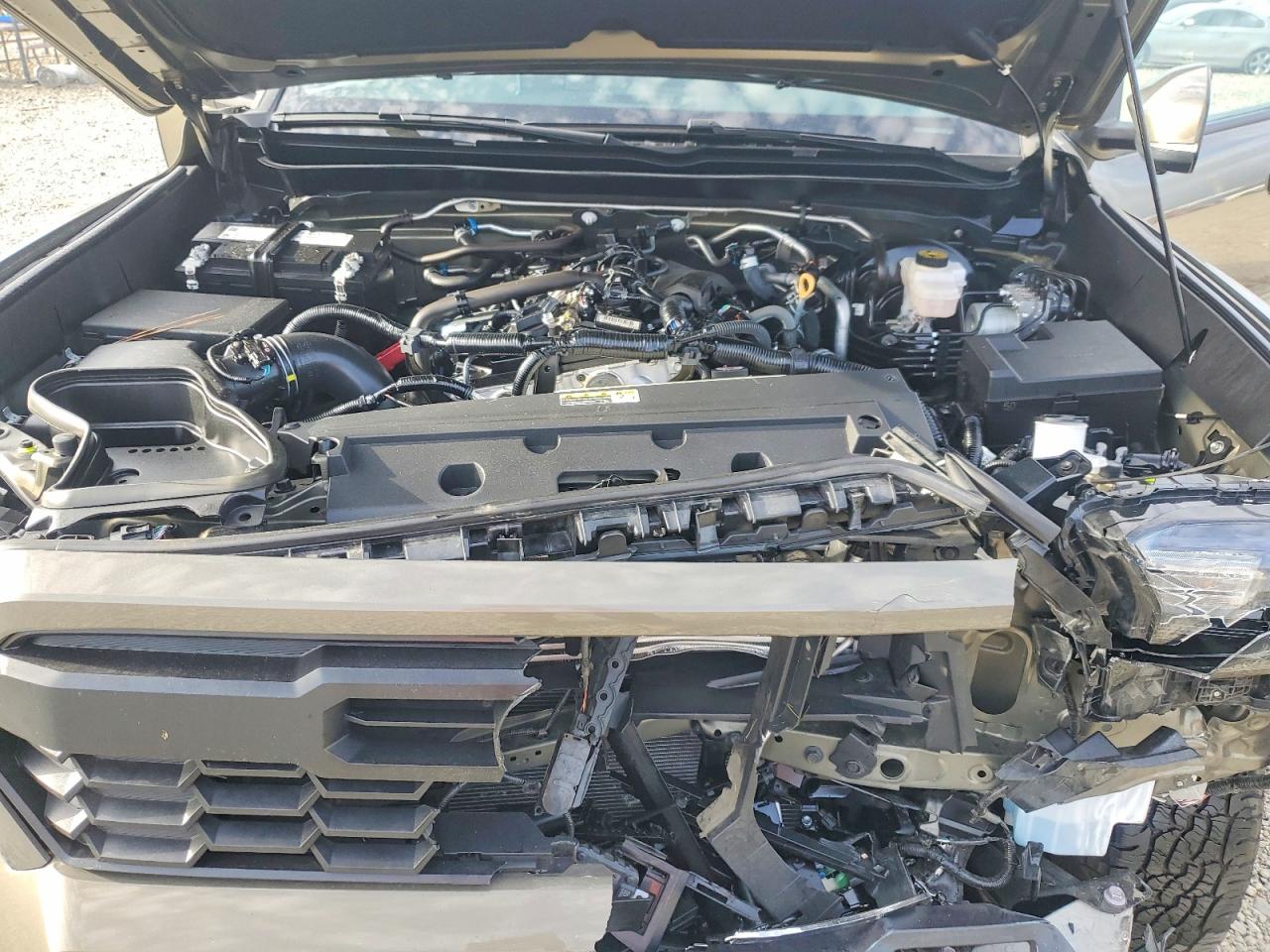 2024 TOYOTA TACOMA photo 31