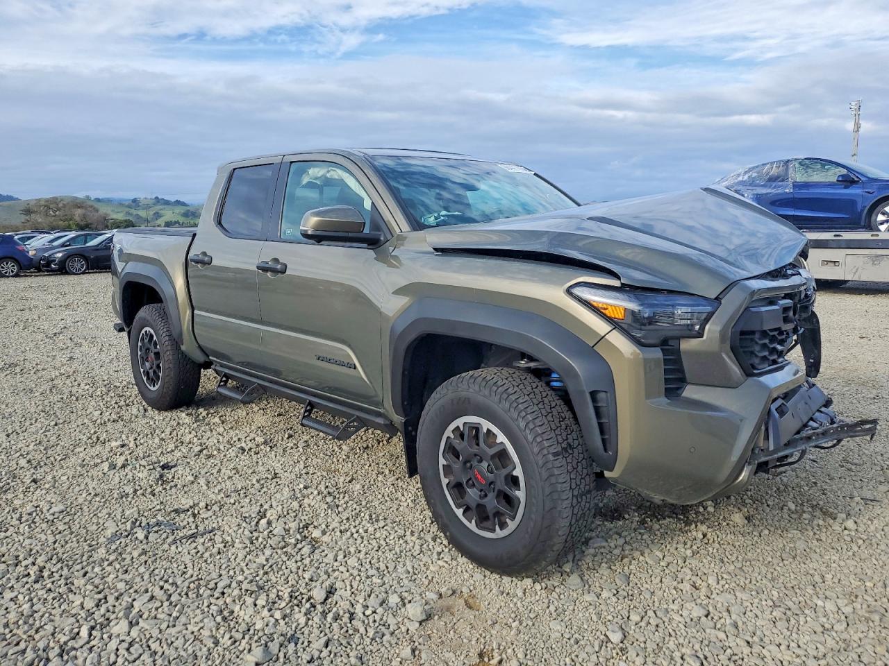 2024 TOYOTA TACOMA photo 10
